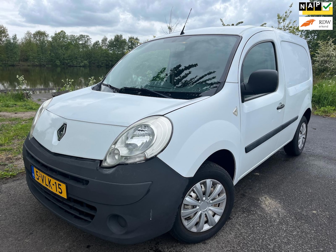 Renault Kangoo Express - 1.5 dCi 70 Express Comfort | APK mei 2027 | zijschuifdeur | Airco - AutoWereld.nl