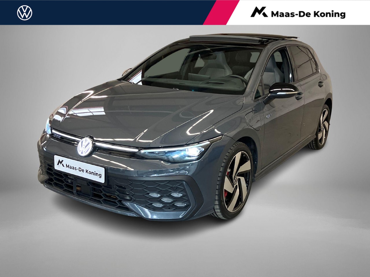Volkswagen Golf - 1.5eHybrid 200kW/272PK GTE · Panoramadak · Leder · Apple/Android Car Play · Trekhaak · Gar - AutoWereld.nl