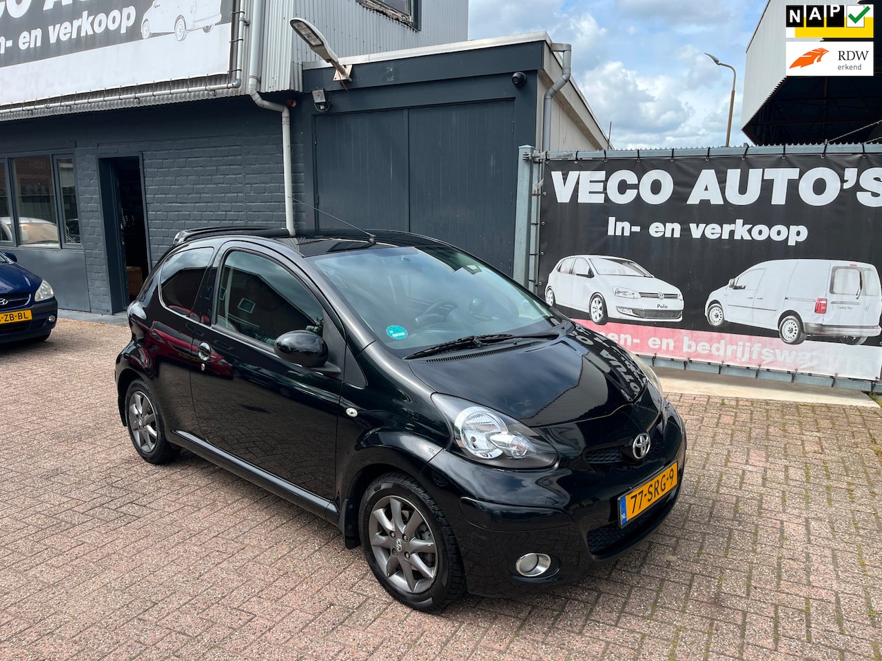 Toyota Aygo - 1.0-12V Dynamic Navigator Alpine Jbl soundsysteem - AutoWereld.nl