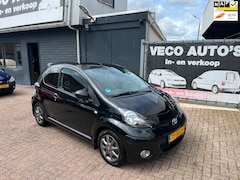 Toyota Aygo - 1.0-12V Dynamic Navigator Alpine Jbl soundsysteem