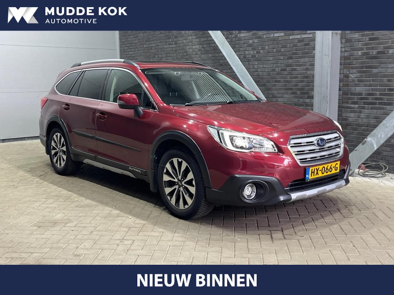 Subaru Outback - 2.5i Premium | Schuif/kanteldak | Trekhaak | Leder | Stoelverwarming | Getint Glas | Camer - AutoWereld.nl
