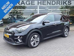Kia e-Niro - ExecutiveLine 64 kWh | SOH: nnb | Leder | 3 Fase | Warmtepomp | Blindspot | Adaptive Cc |