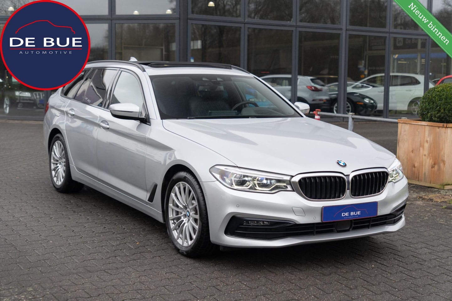 BMW 5-serie Touring - 530i G31 Aut.8|2 Eig.|Panoramadak|HeadUp|ACC|Comfort Seat|M-Sport|Sport-Line|Keyless|LED|H - AutoWereld.nl