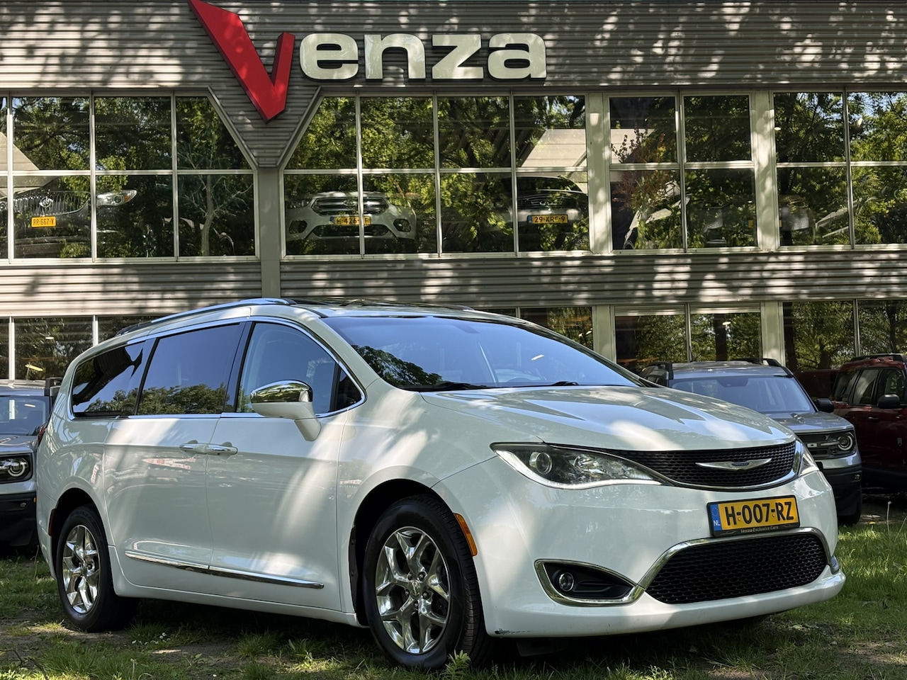 Chrysler Pacifica - 3.6 V6 Limited Stow & Go - AutoWereld.nl