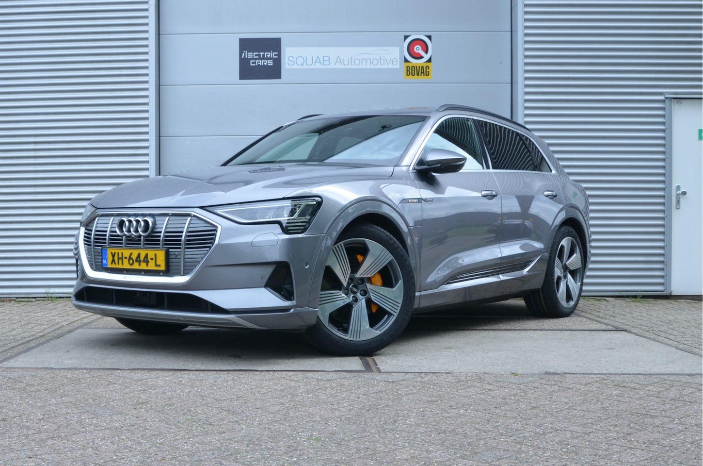 Audi e-tron - e-tron 55 quattro advanced 95 kWh Trekhaak (1.800kg), Pano, Leder, 21" nw Banden - AutoWereld.nl