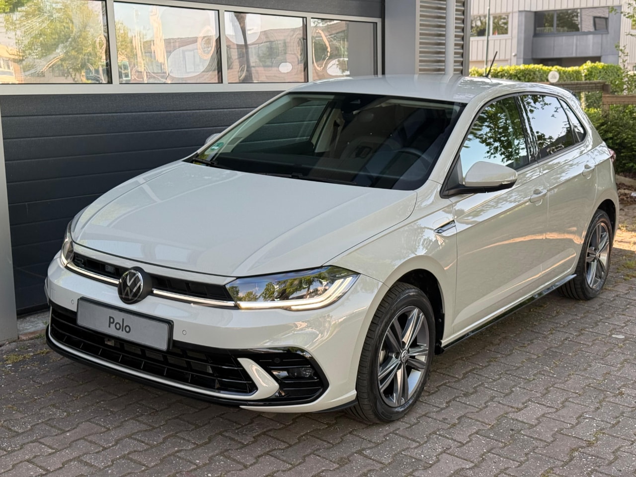 Volkswagen Polo - R line 1.0 TSI - AutoWereld.nl