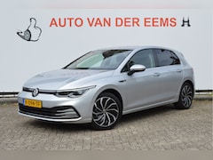 Volkswagen Golf - 1.5 eTSI Style NL-Auto / Virtual / Harman Kardon / Led kopl. / Apple, android