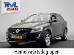 Volvo XC60 - 2.0 D3 FWD Momentum Trekhaak Navigatie Zitverhoger Cruise Control Lichtmetaal