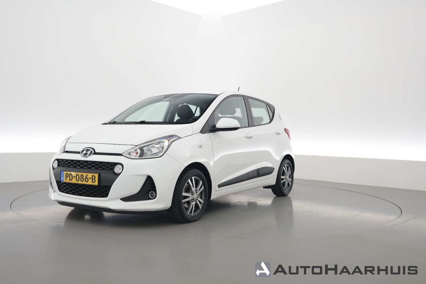 Hyundai i10 - 1.0i Go! | Rijklaar! | Orig. NL | Trekhaak | Cruise | Nav+App.connect | Climate | Bluetoot - AutoWereld.nl