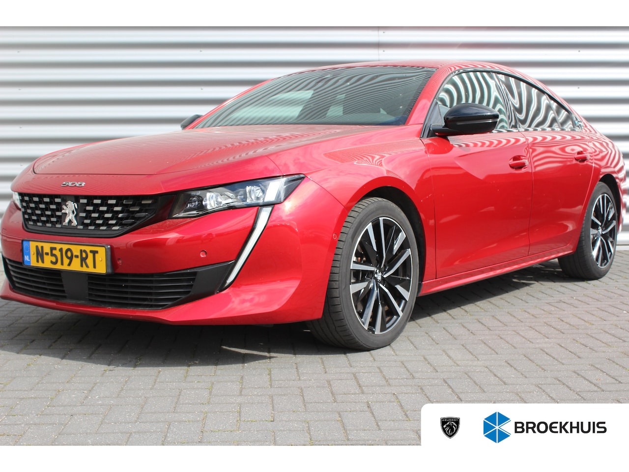 Peugeot 508 - 1.6 HYBRID 225PK GT PACK AUTOMAAT / NAVI / LEDER / CLIMA / PDC / 18" LMV / CAMERA / KEYLES - AutoWereld.nl