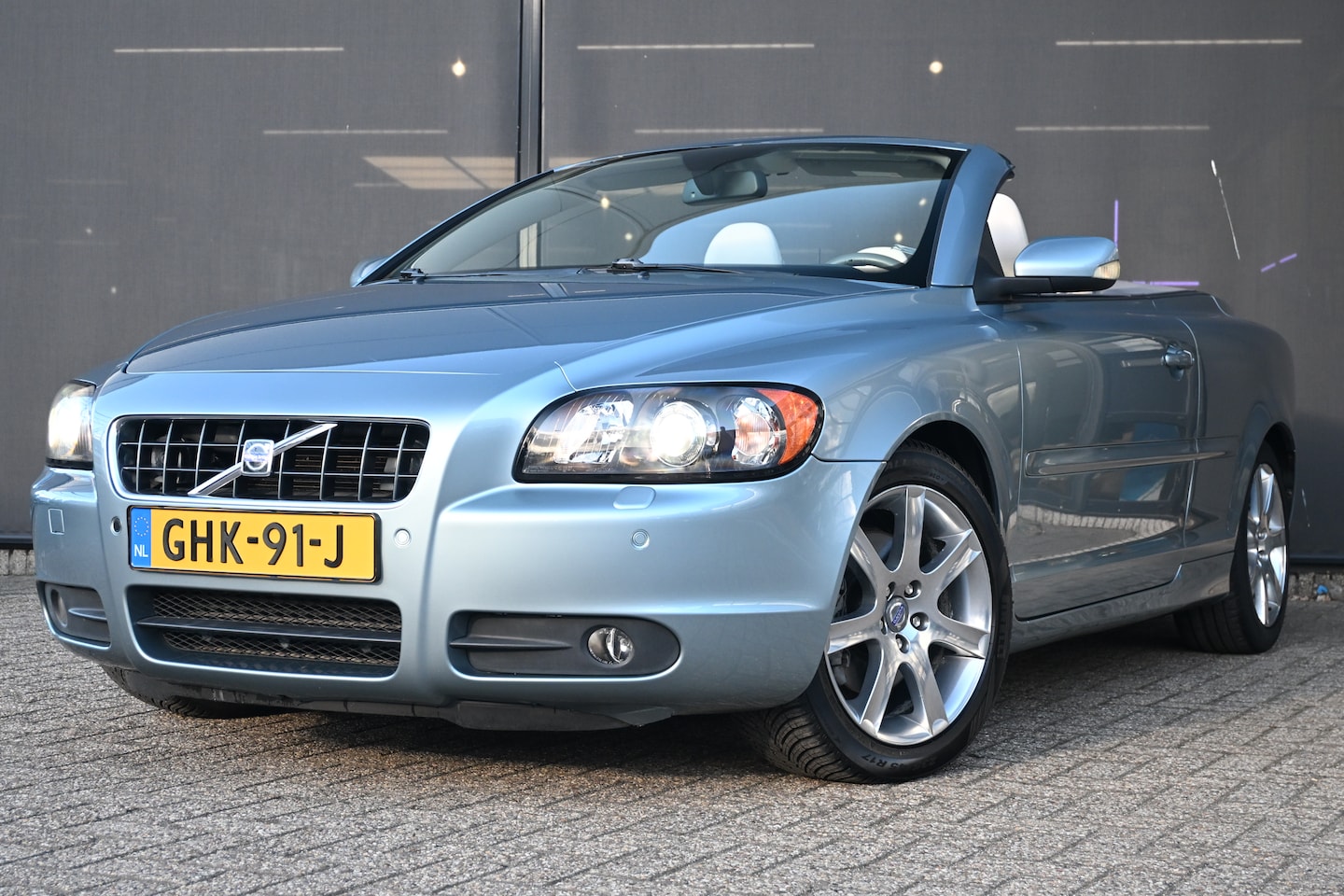 Volvo C70 Convertible - 2.5 T5 Kinetic | Unieke KM | Volledige Historie | !! - AutoWereld.nl