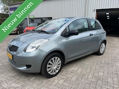 Toyota Yaris - 1.0 VVTi Idols / AIRCO