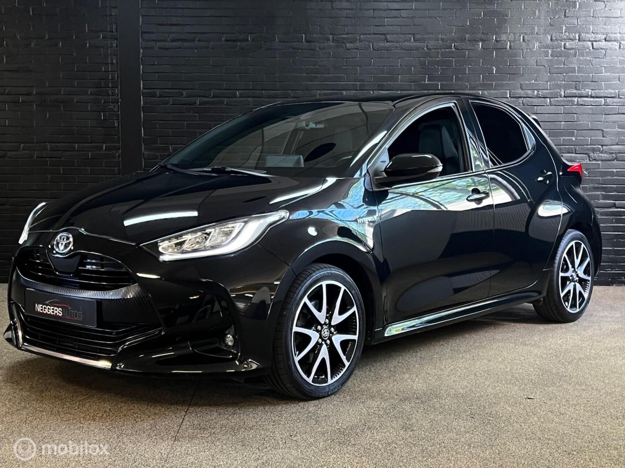 Toyota Yaris - 1.5 Hybrid Launch Edition| Stoelvw |Navi|Camera - AutoWereld.nl