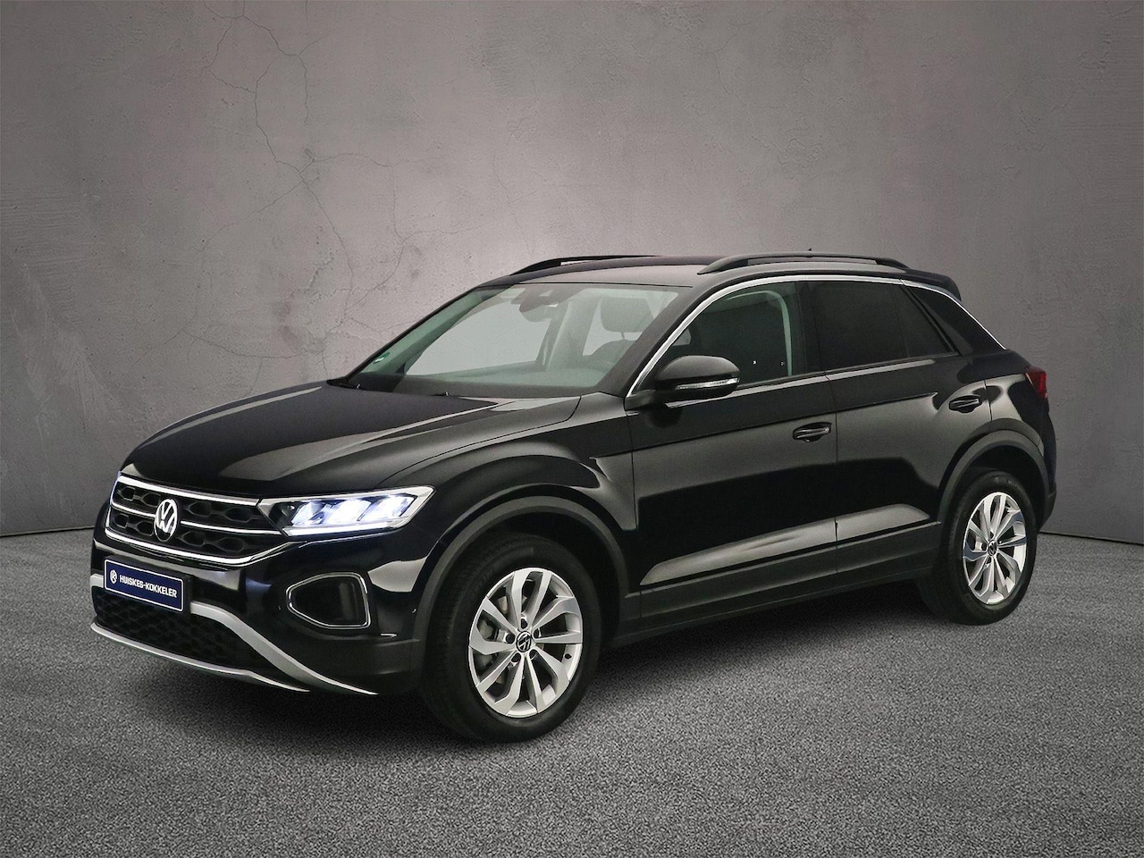 Volkswagen T-Roc - Life 1.0 TSI 110pk Adaptive cruise control, App connect, LED koplampen, Parkeersensoren, A - AutoWereld.nl