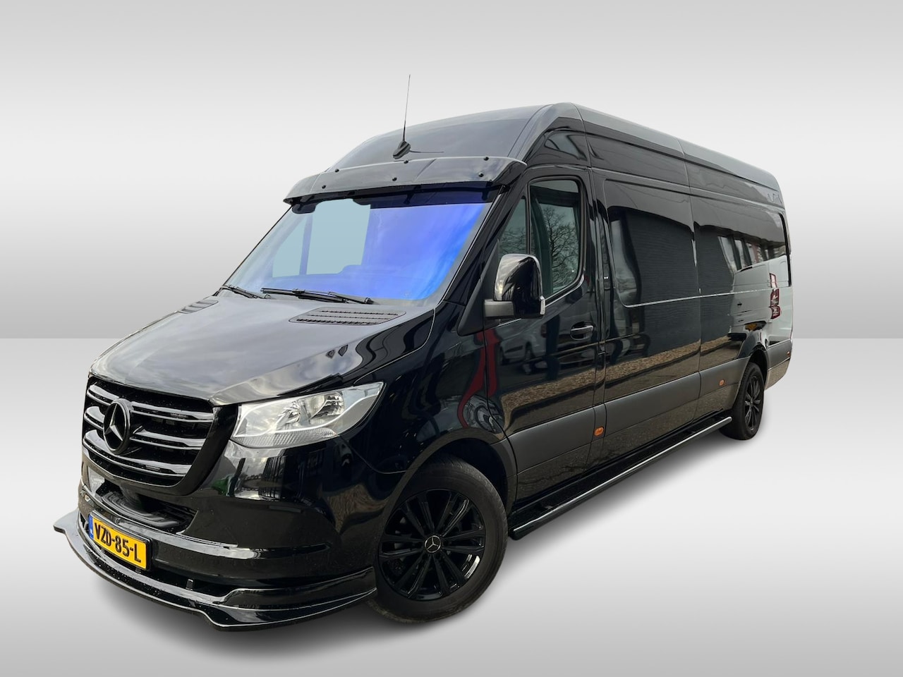 Mercedes-Benz Sprinter - 319 3.0 CDI V6 L3 H2 Black Line (Wordt verwacht) staat bij vd Broek - AutoWereld.nl