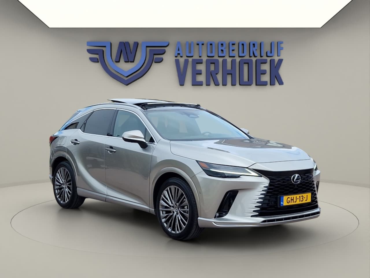 Lexus RX 450h - 450h+ President Line NL Auto - Mark Levinson - Panoramadak - AutoWereld.nl
