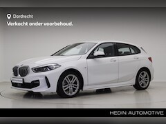 BMW 1-serie - 118i M-Sport | Active Cruise + Stop&GO | Shadow Line | Stuurwiel verwarming | 2 Jaar Garan