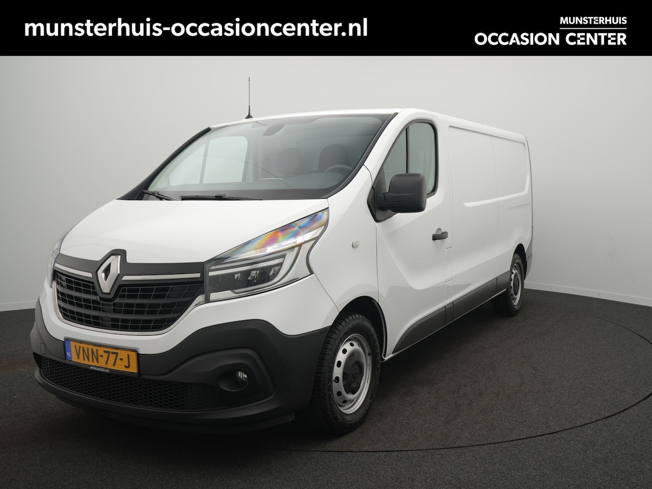 Renault Trafic - 2.0 dCi 170 T29 L2H1 Comfort - Automaat - All Seasonbanden - Achteruitrijcamera - Cruise C - AutoWereld.nl