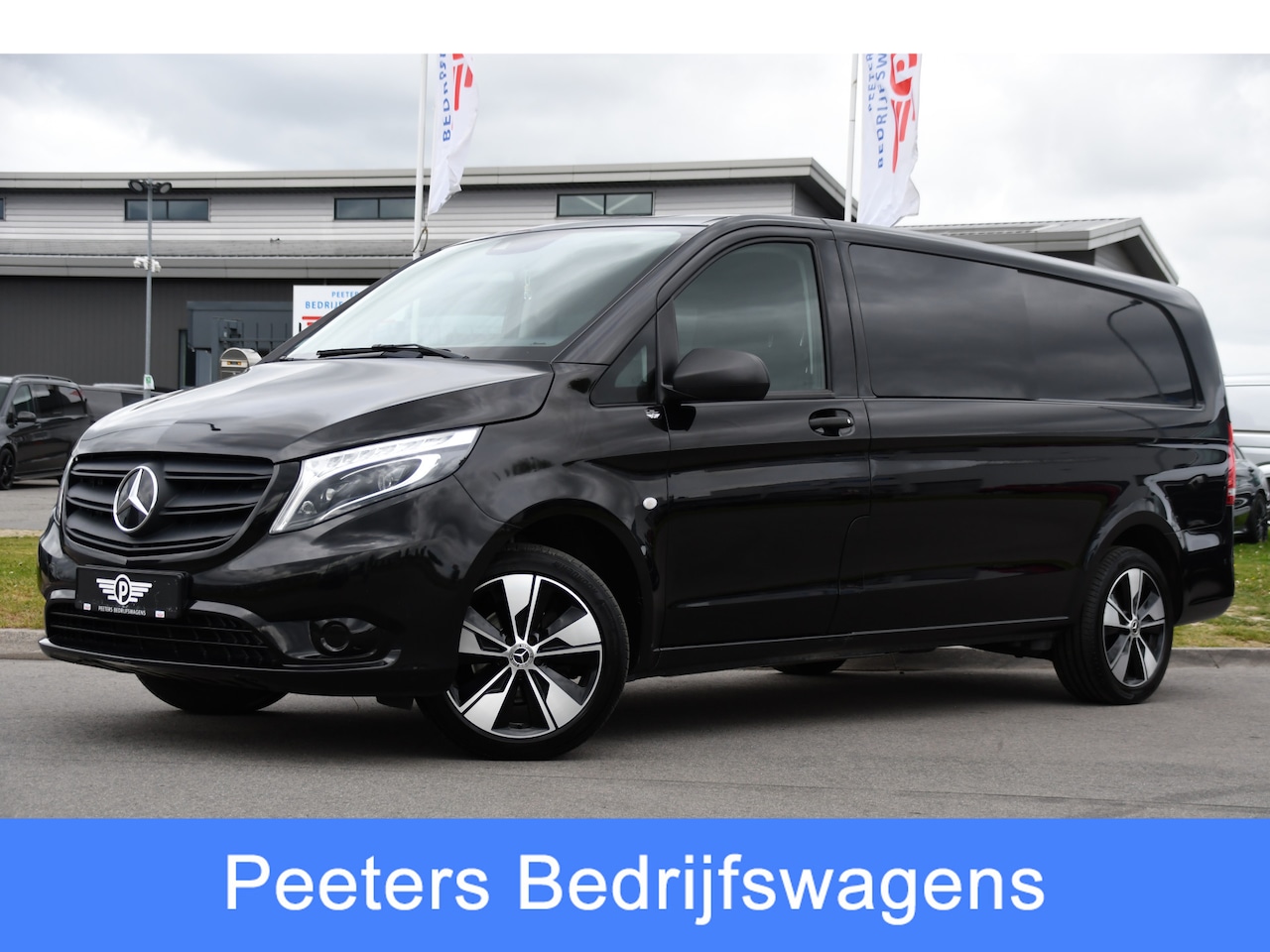 Mercedes-Benz Vito - 116 CDI L3 DC Black Edition Cruise, Camera, Carplay, LED, 164pk, Leder, Stoelverwarming, M - AutoWereld.nl