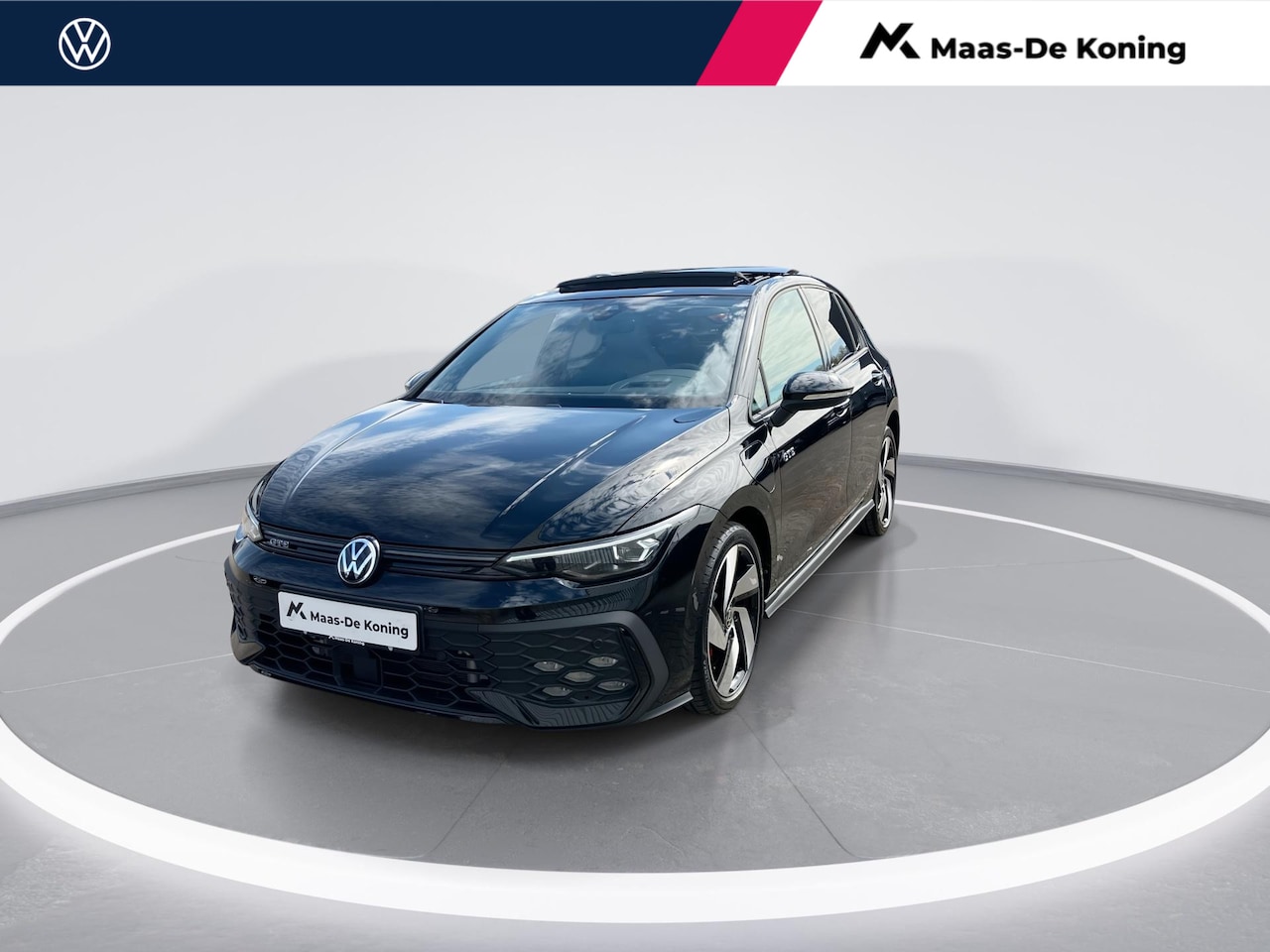 Volkswagen Golf - 1.5eHybrid 200kW/272PK Black Style GTE · Panoramadak · Leder · Trekhaak · Camera · Apple/A - AutoWereld.nl