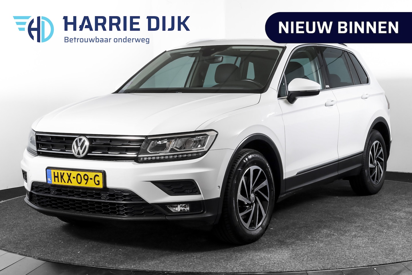 Volkswagen Tiguan - 1.5 TSI ACT 150 PK Comfortline Business | Adapt. Cruise | PDC | Camera | NAV + App. Connec - AutoWereld.nl