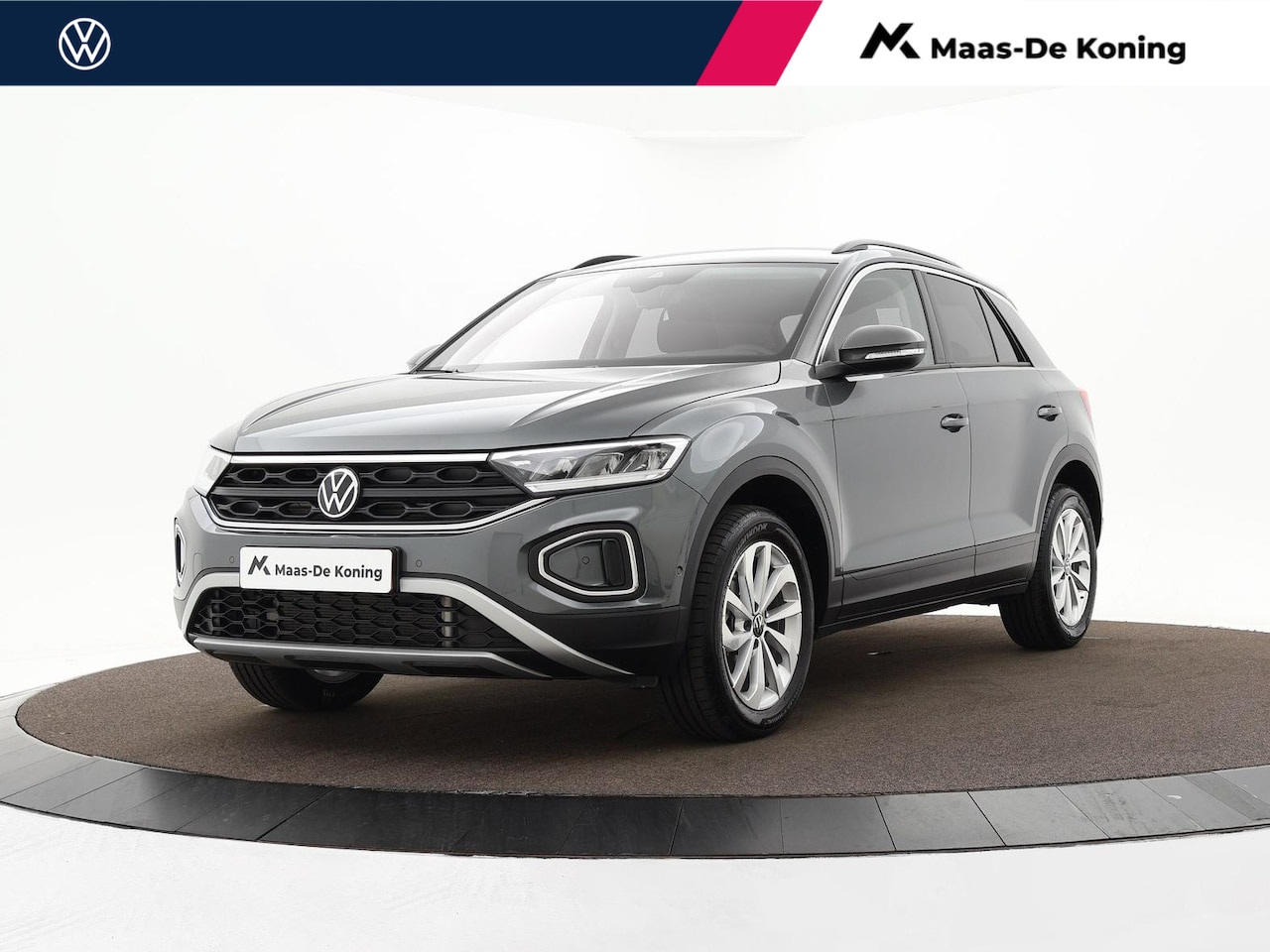Volkswagen T-Roc - 1.5 TSI 150pk DSG Life Edition · Camera · Trekhaak · Navigatie · Apple/Android Car Play · - AutoWereld.nl