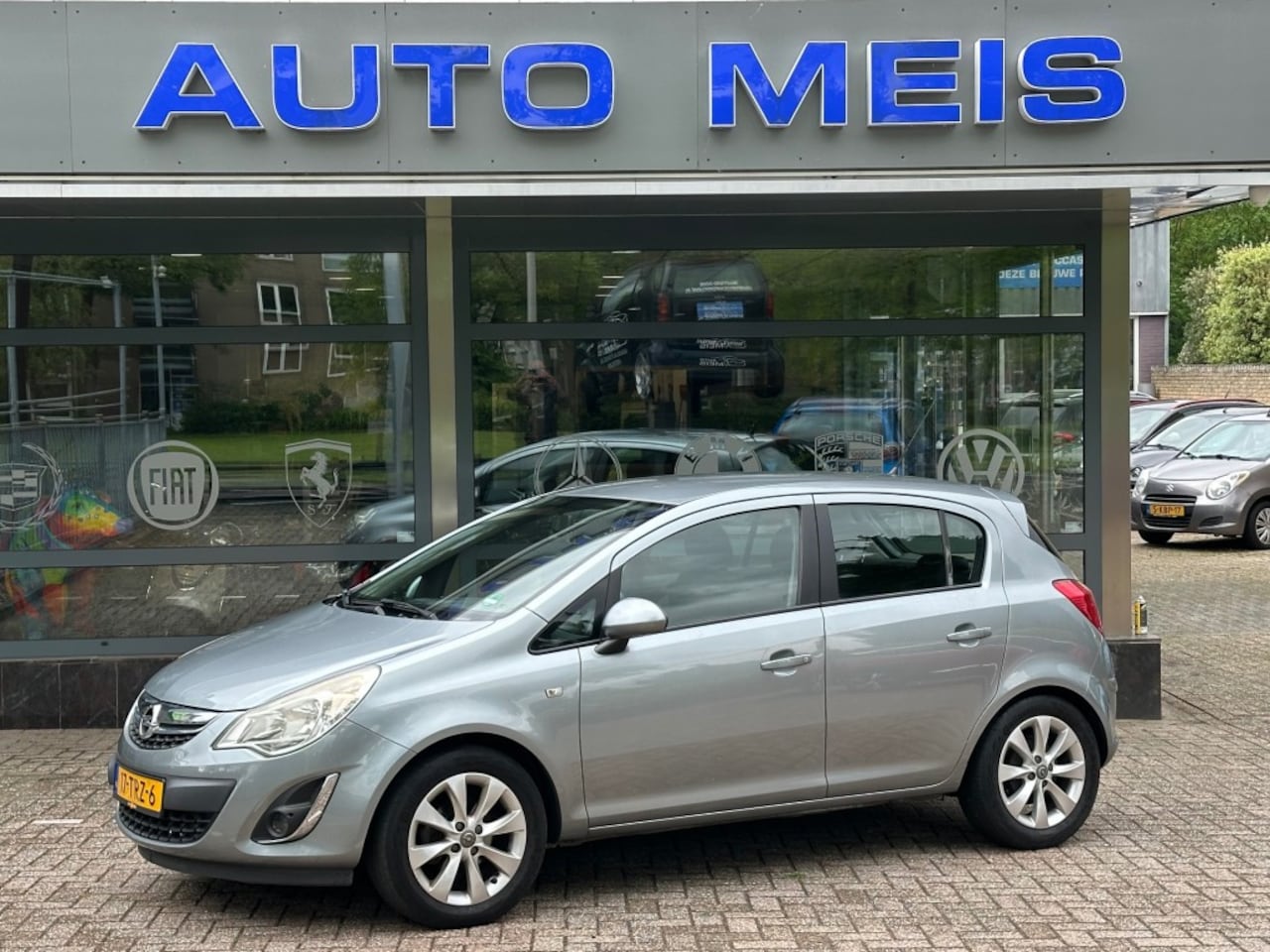 Opel Corsa - 1.2-16V Anniversary Edition Airco Cruise  NAP-autopas - AutoWereld.nl