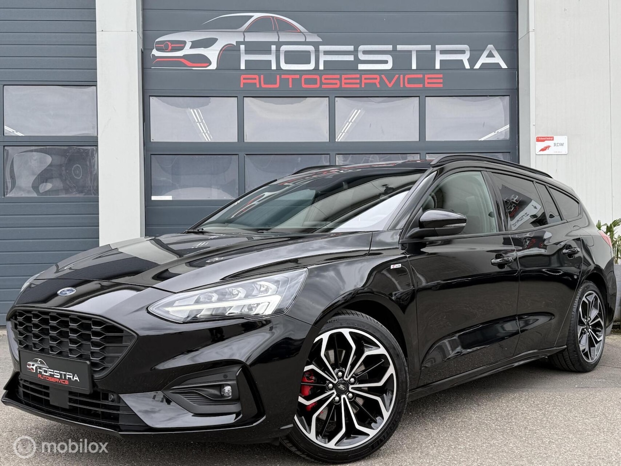 Ford Focus Wagon - 1.0 EcoBoost ST Line X 18 Inch Camera Stoel/stuur/raamverwarming Bomvol - AutoWereld.nl