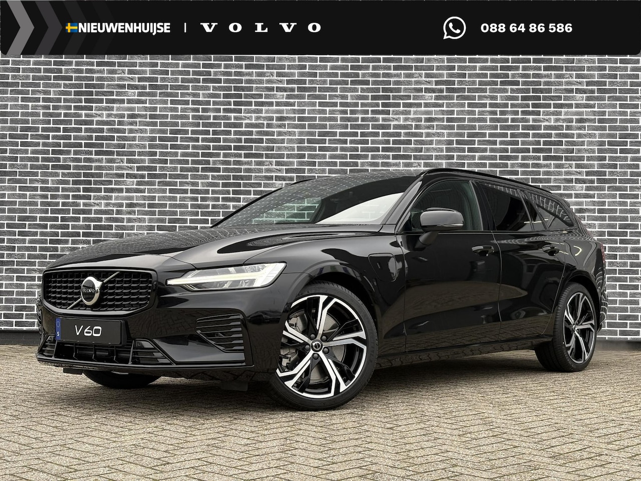 Volvo V60 - T6 Plug-in hybrid AWD Ultra Dark | Sportstoelen | Schuif-/Kanteldak | Full-LED | Adaptieve - AutoWereld.nl