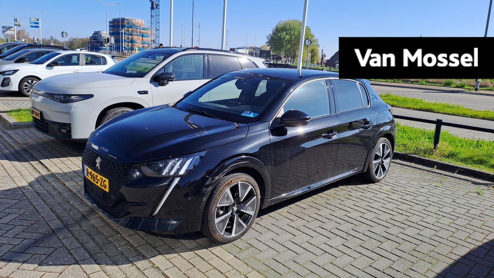 Peugeot e-208 - EV GT 350 50 kWh - AutoWereld.nl