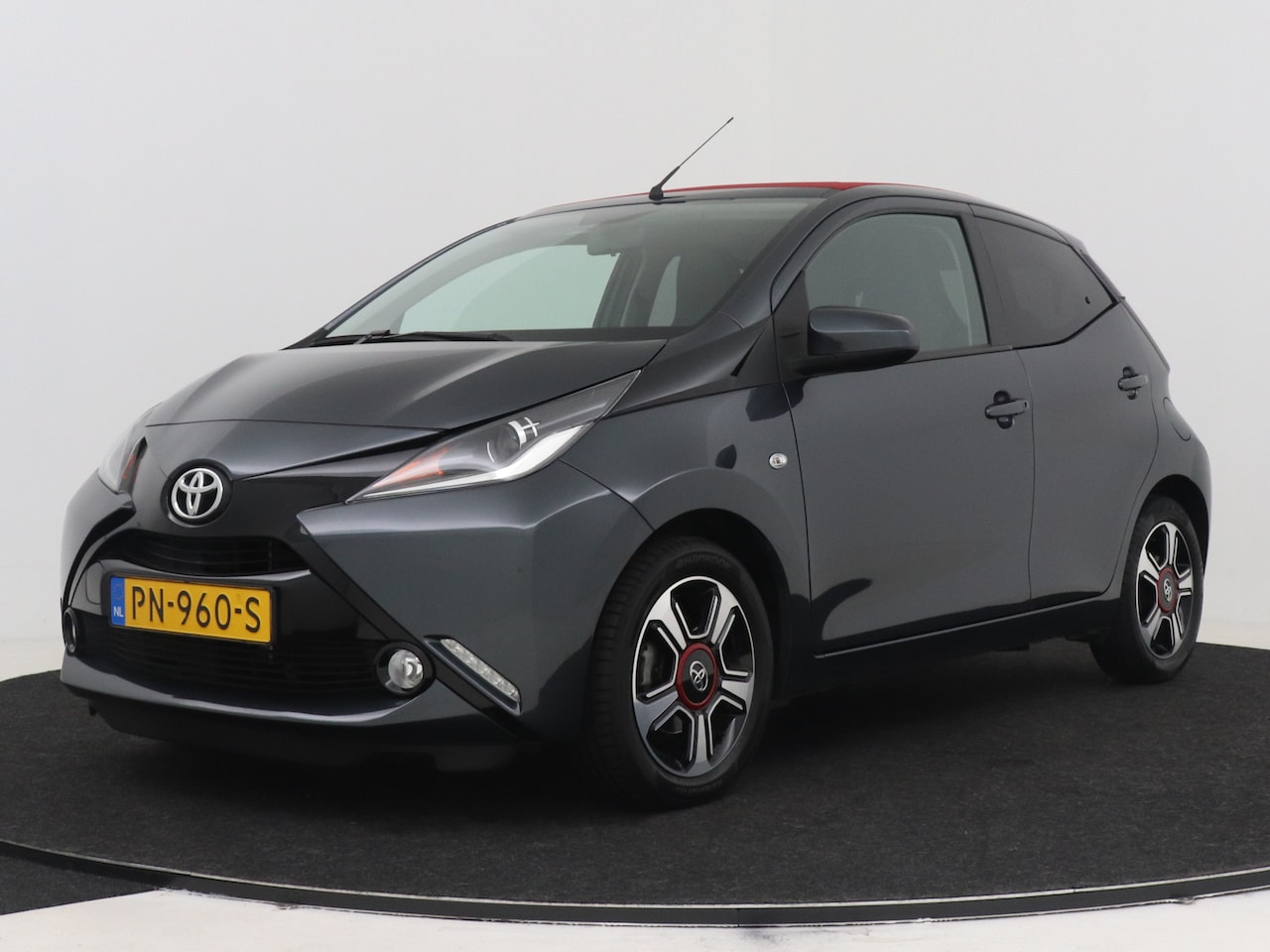 Toyota Aygo - 1.0 VVT-i x-pose 1.0 VVT-i x-pose - AutoWereld.nl