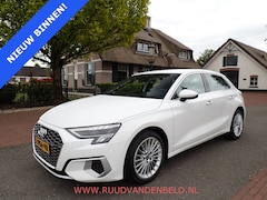 Audi A3 Sportback - 30 TFSI Advanced edition CARPLAY / LED / SPORTSTOELEN / CRUISE