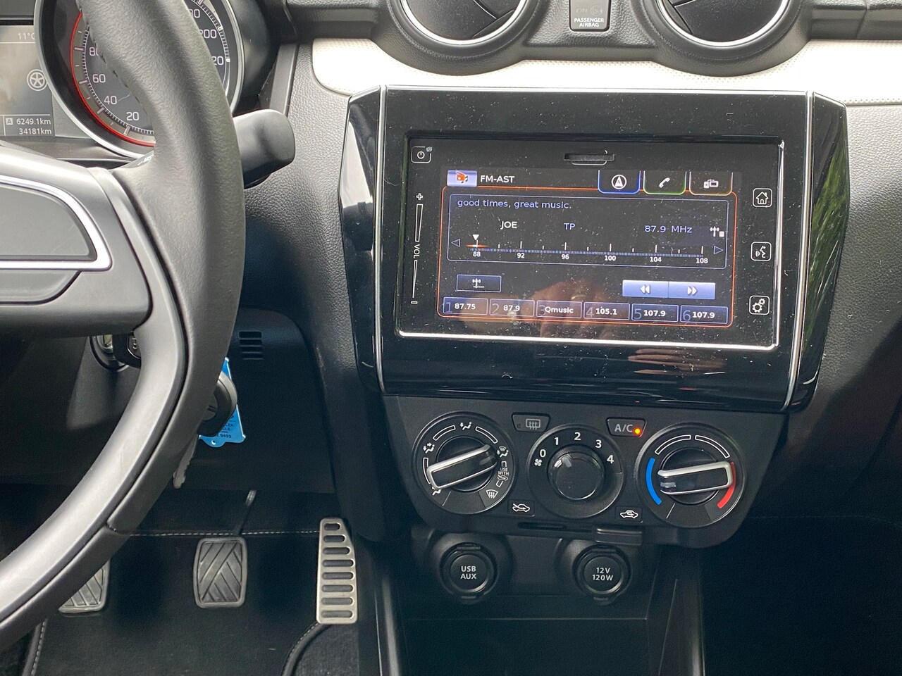 Suzuki Swift - 1.2 Stijl Smart Hybrid zo goed als nieuw incl. nieuwe APK en beurt.
