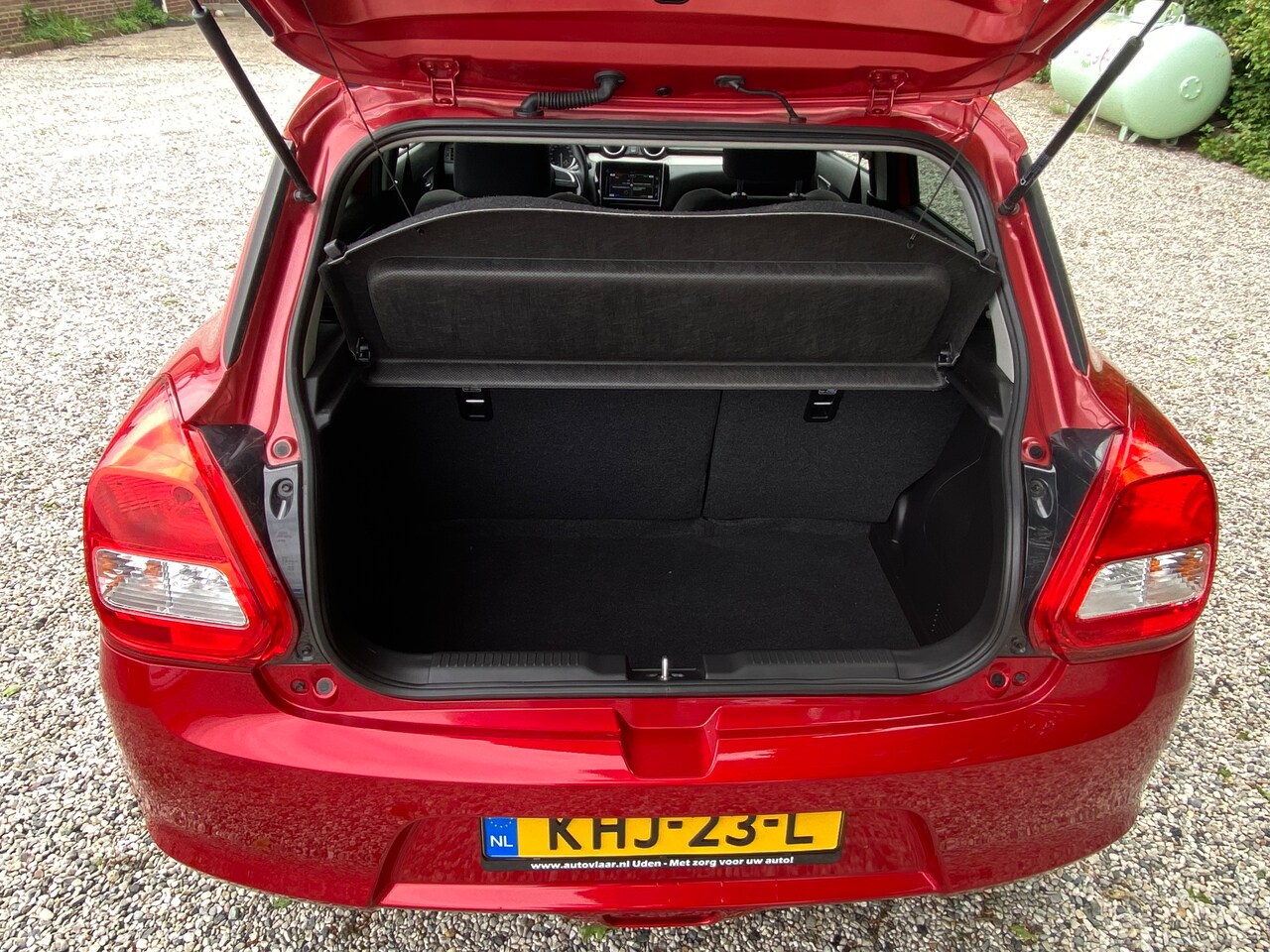 Suzuki Swift - 1.2 Stijl Smart Hybrid zo goed als nieuw incl. nieuwe APK en beurt.