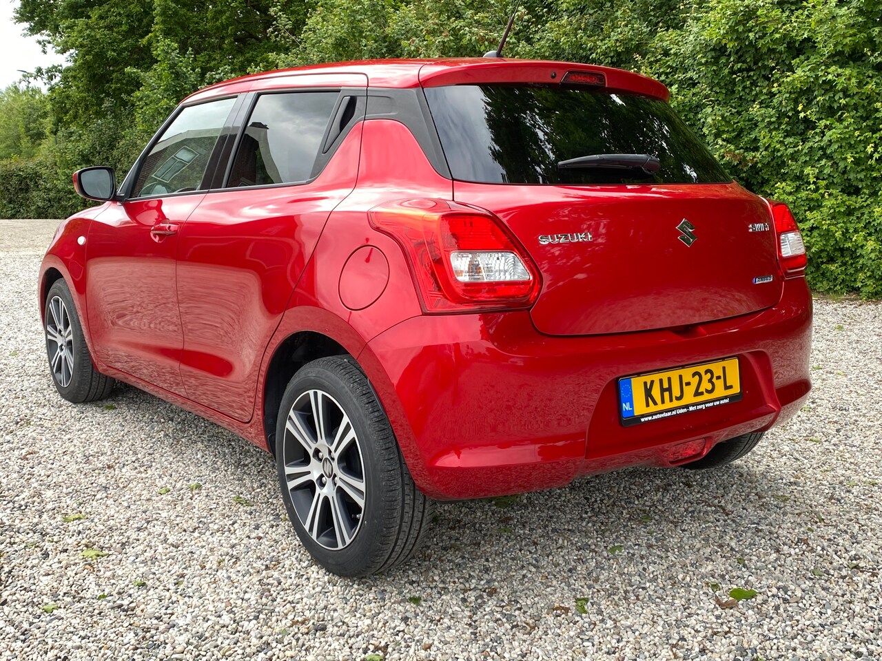 Suzuki Swift - 1.2 Stijl Smart Hybrid zo goed als nieuw incl. nieuwe APK en beurt.