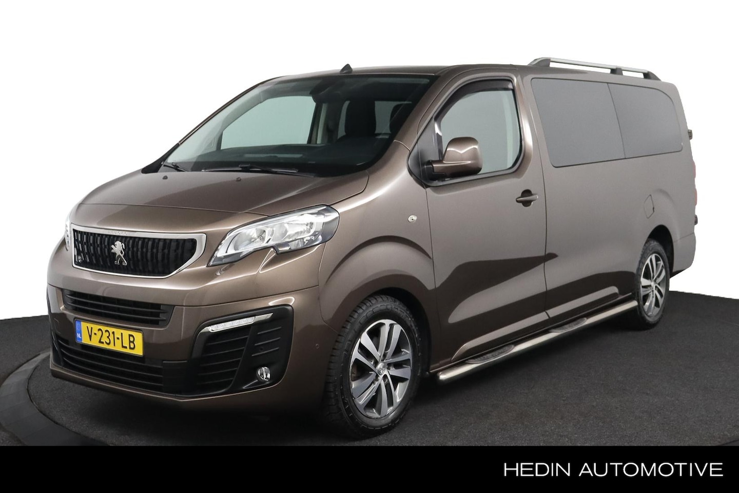 Peugeot Expert - 231L 2.0 BlueHDI 180PK DC Premium Pack | Trekhaak | Dubbele Cabine | Navigatie | Camera | - AutoWereld.nl