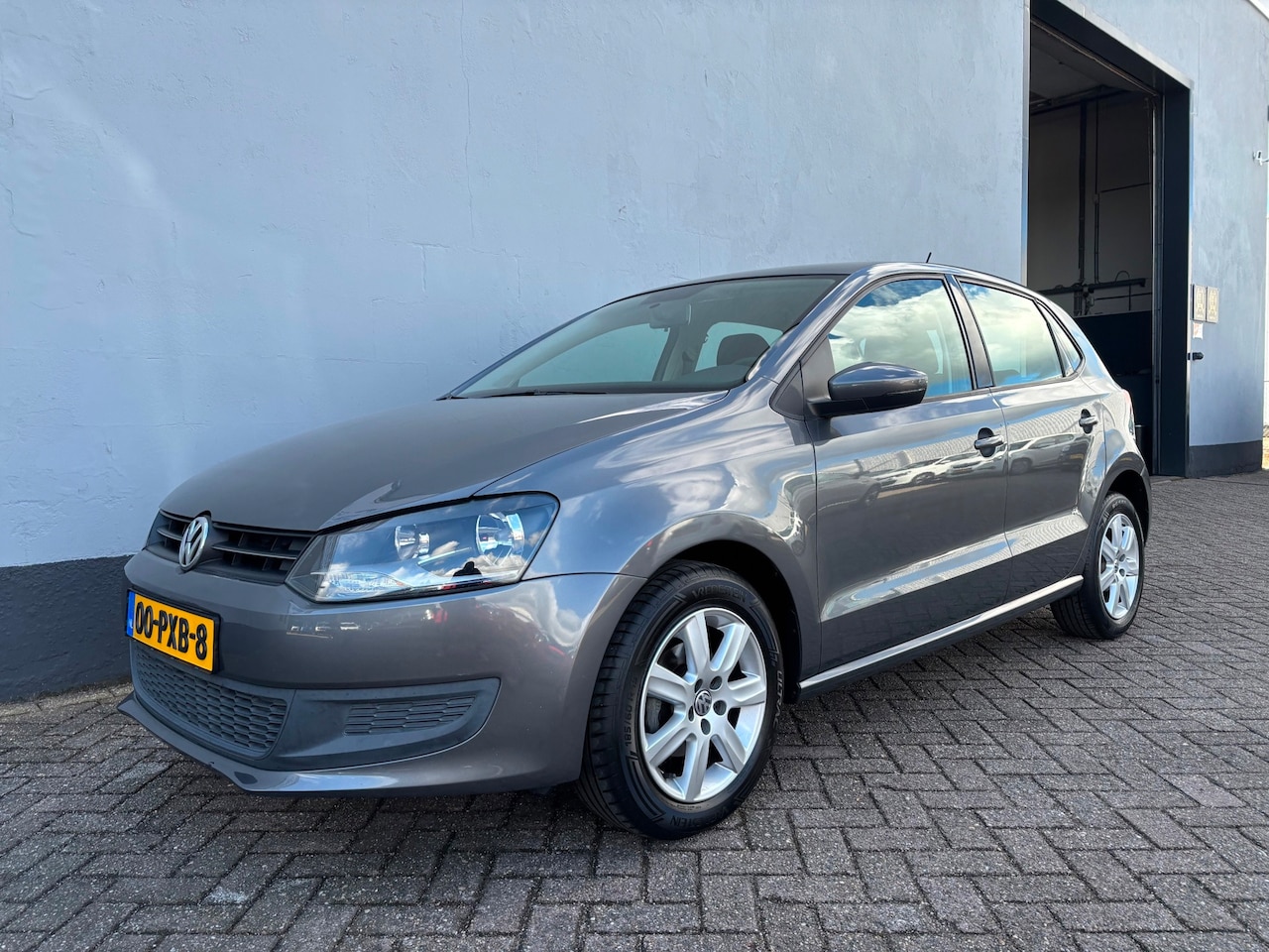 Volkswagen Polo - 1.4-16V Comfortline 5-Deurs - Airco - LMV - AutoWereld.nl