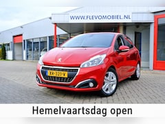 Peugeot 208 - 1.2 PureTech Signature 5-drs *29.600km* Navi|1e Eig|Airco|Cruise