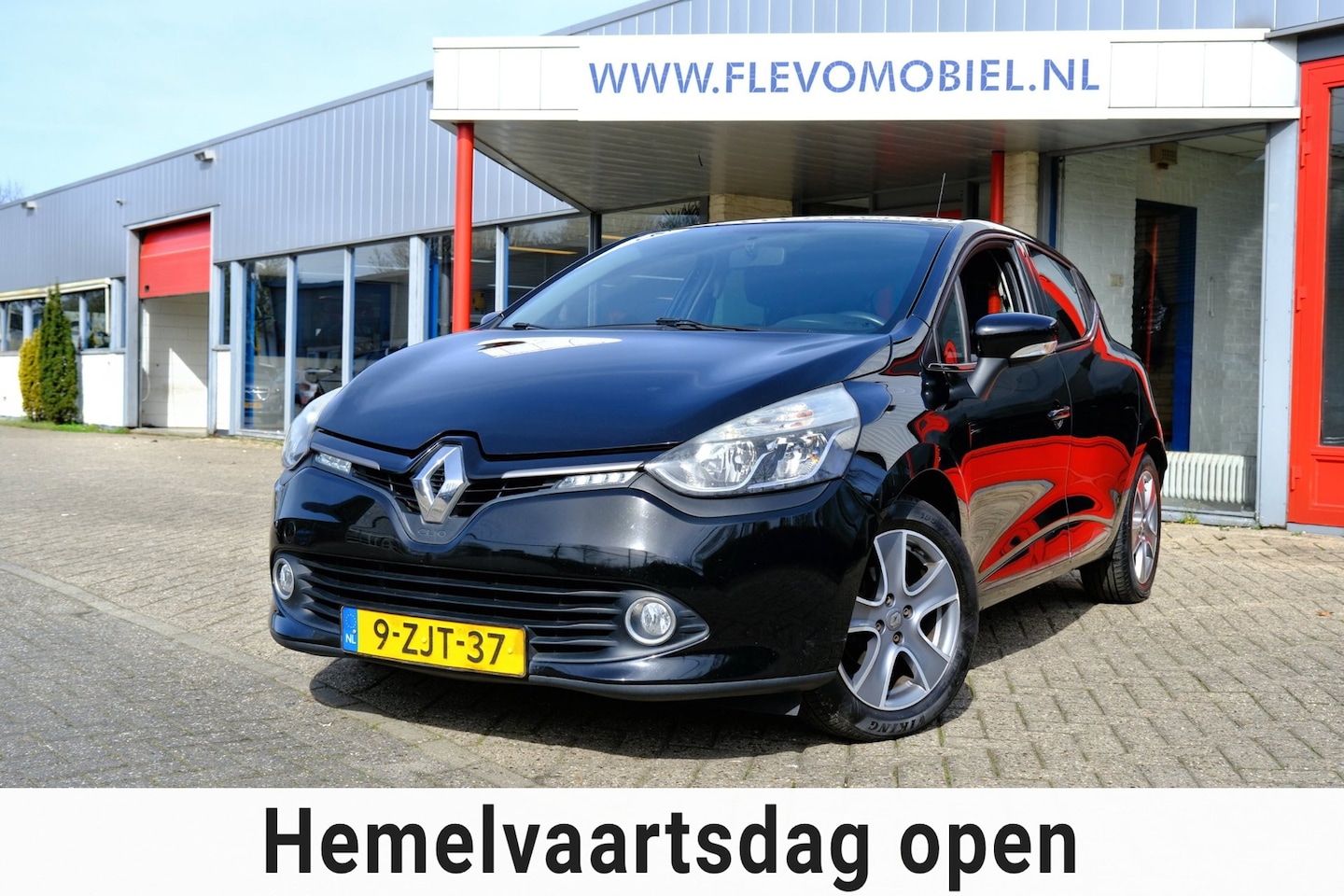 Renault Clio - 1.5 dCi ECO Night&Day Navi|Airco|Cruise|LMV - AutoWereld.nl