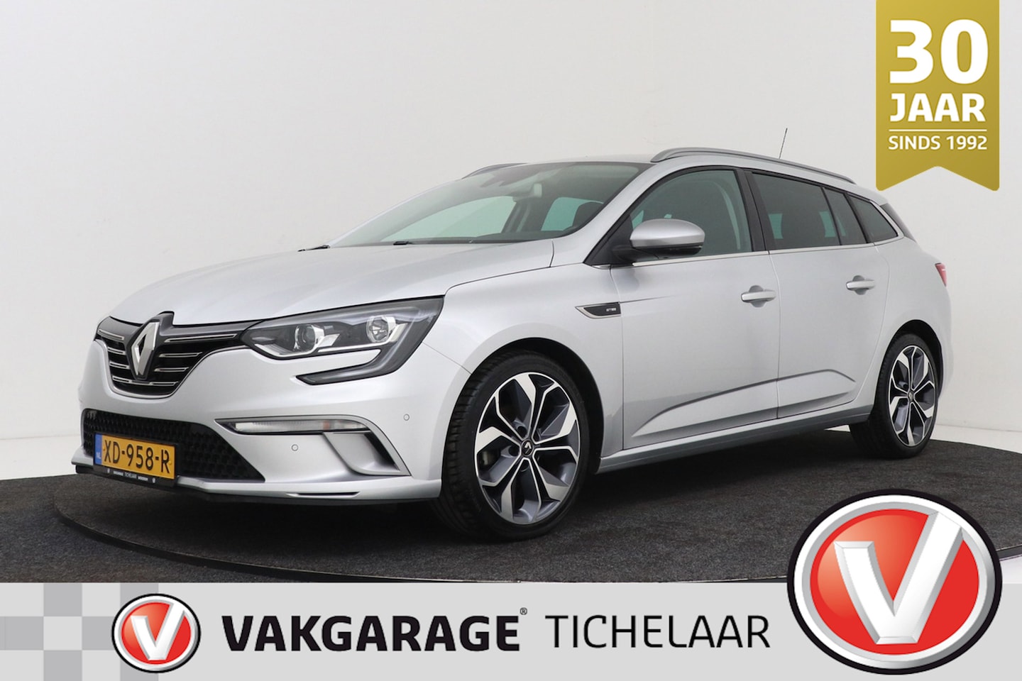 Renault Mégane Estate - 1.2 TCe GT-Line | 29.000 KM! | Camera | CarPlay | Dakdragers | Digital Cockpit | Sportstoe - AutoWereld.nl