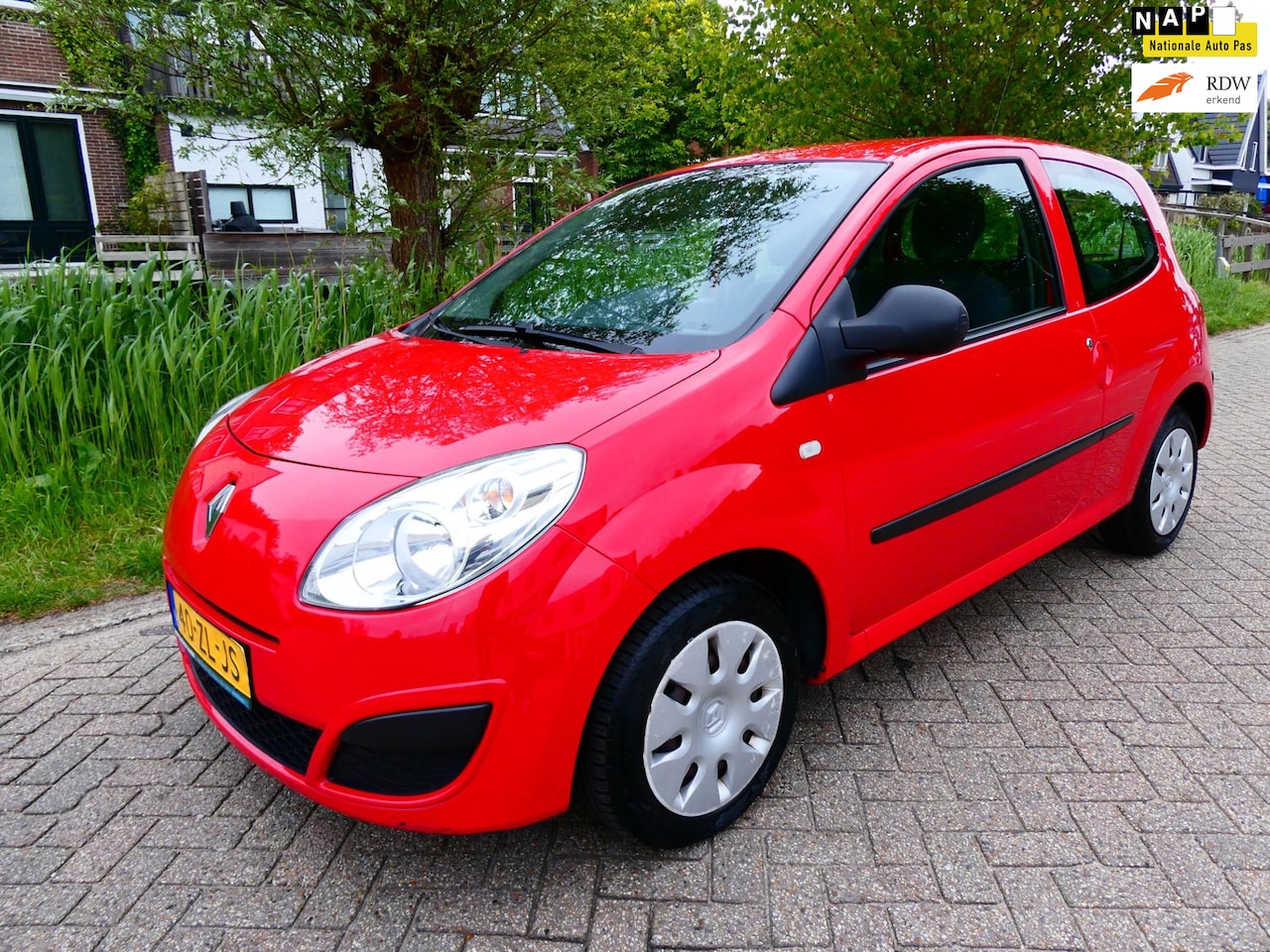 Renault Twingo - 1.2 Authentique 109.000km Airco Zuinig Historie - AutoWereld.nl