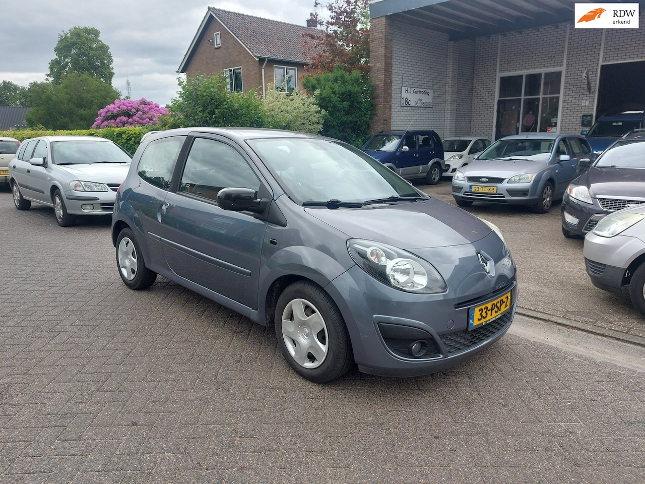 RENAULT TWINGO