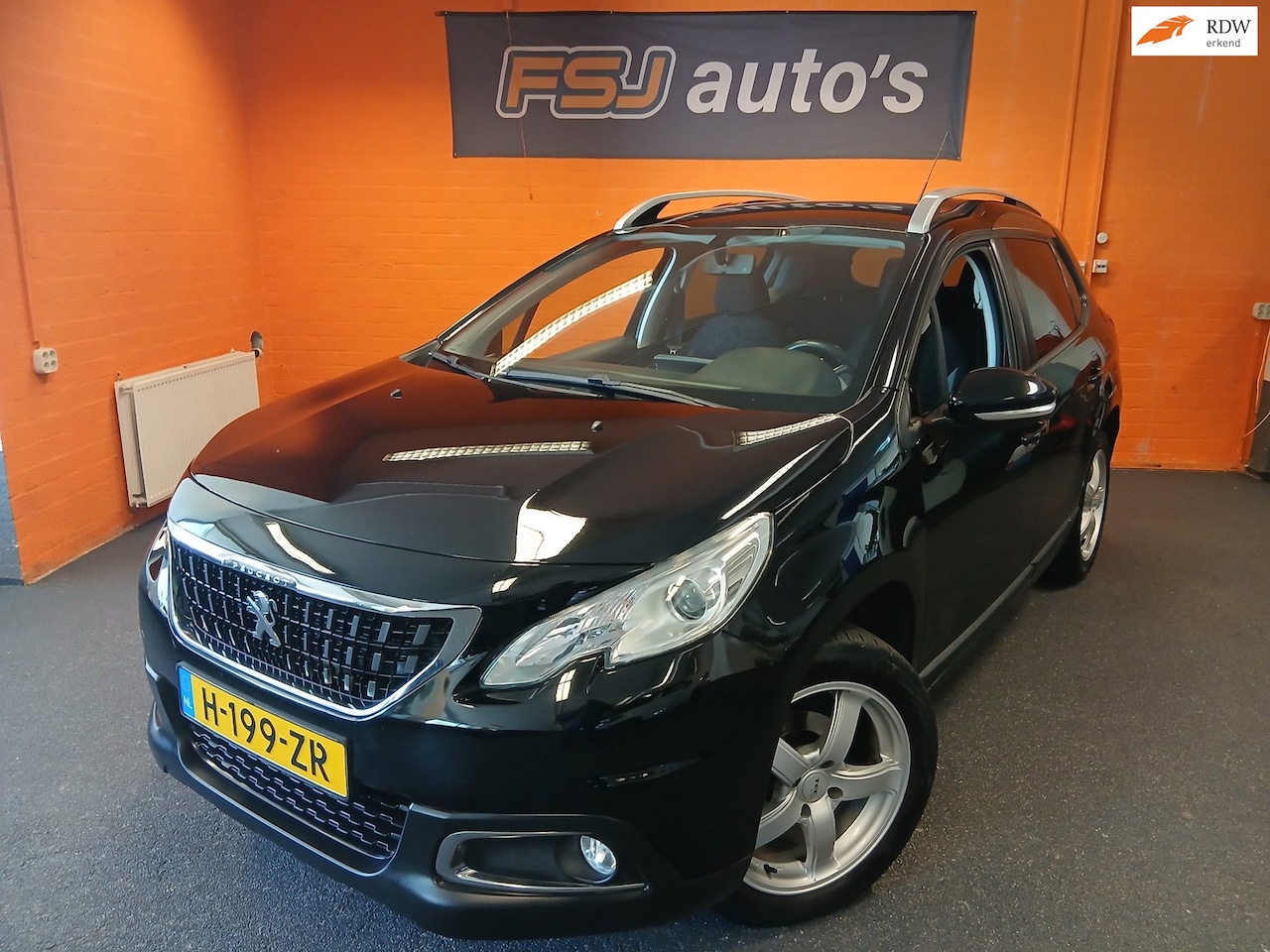 Peugeot 2008 - 1.2 / PURE TECH / ACTIVE / AIRCO / TOPSTAAT!! - AutoWereld.nl