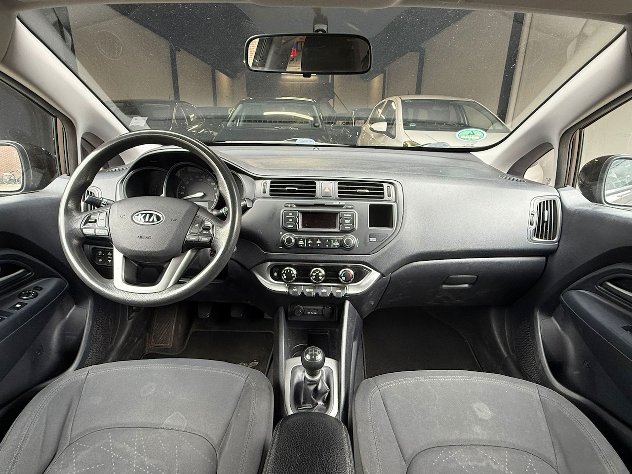 Kia Rio - 1.2 CVVT Plus Pack Airco | Parkeersensor 2011 - AutoWereld.nl