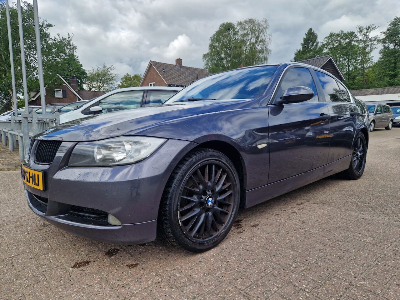 BMW 3-serie - 320i High Executive 320i High Executive ( EXPORTPRIJS) - AutoWereld.nl