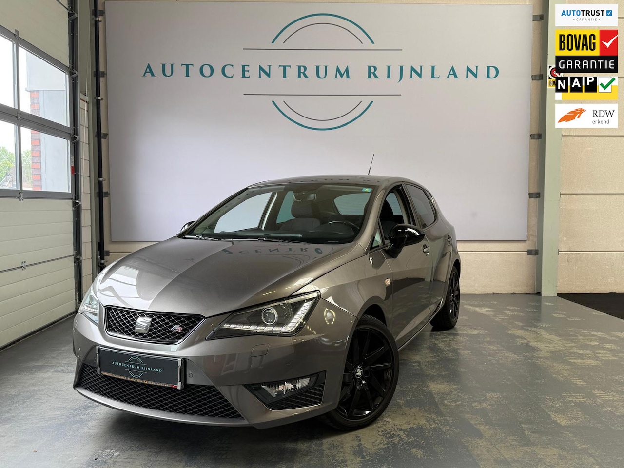 SEAT Ibiza - 1.0 EcoTSI FR Connect Stoelverwarming, Cruise Control, Navi - AutoWereld.nl