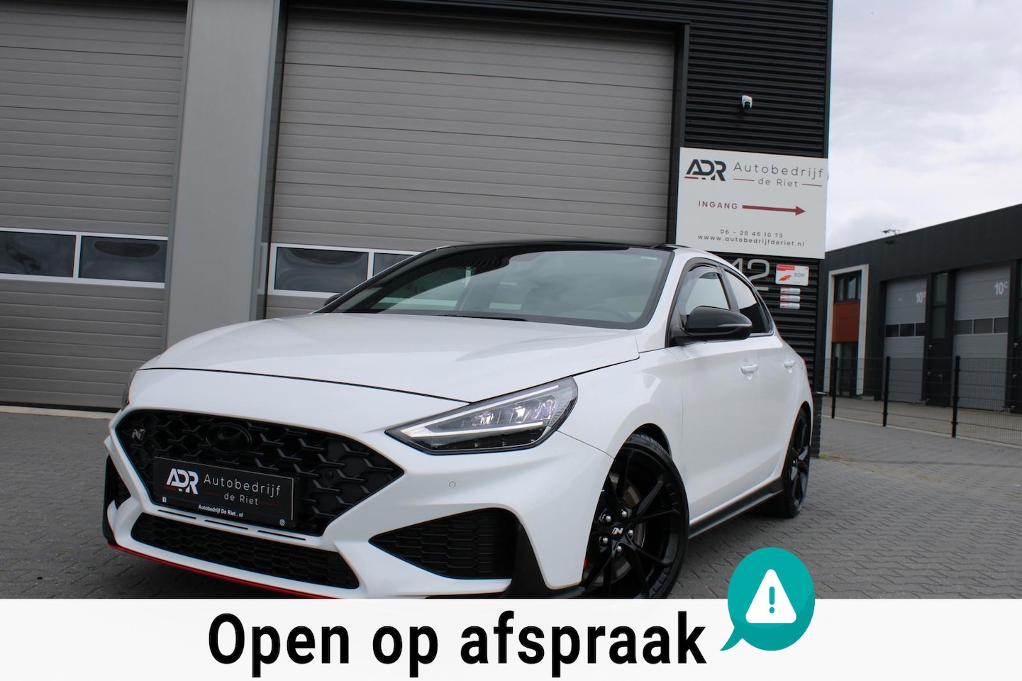 Hyundai i30 Fastback - 2.0 T-GDI 280PK/PANO/FULL LED/CAMERA/KUIPST/PDC V+A/N MODE/BOM VOL - AutoWereld.nl