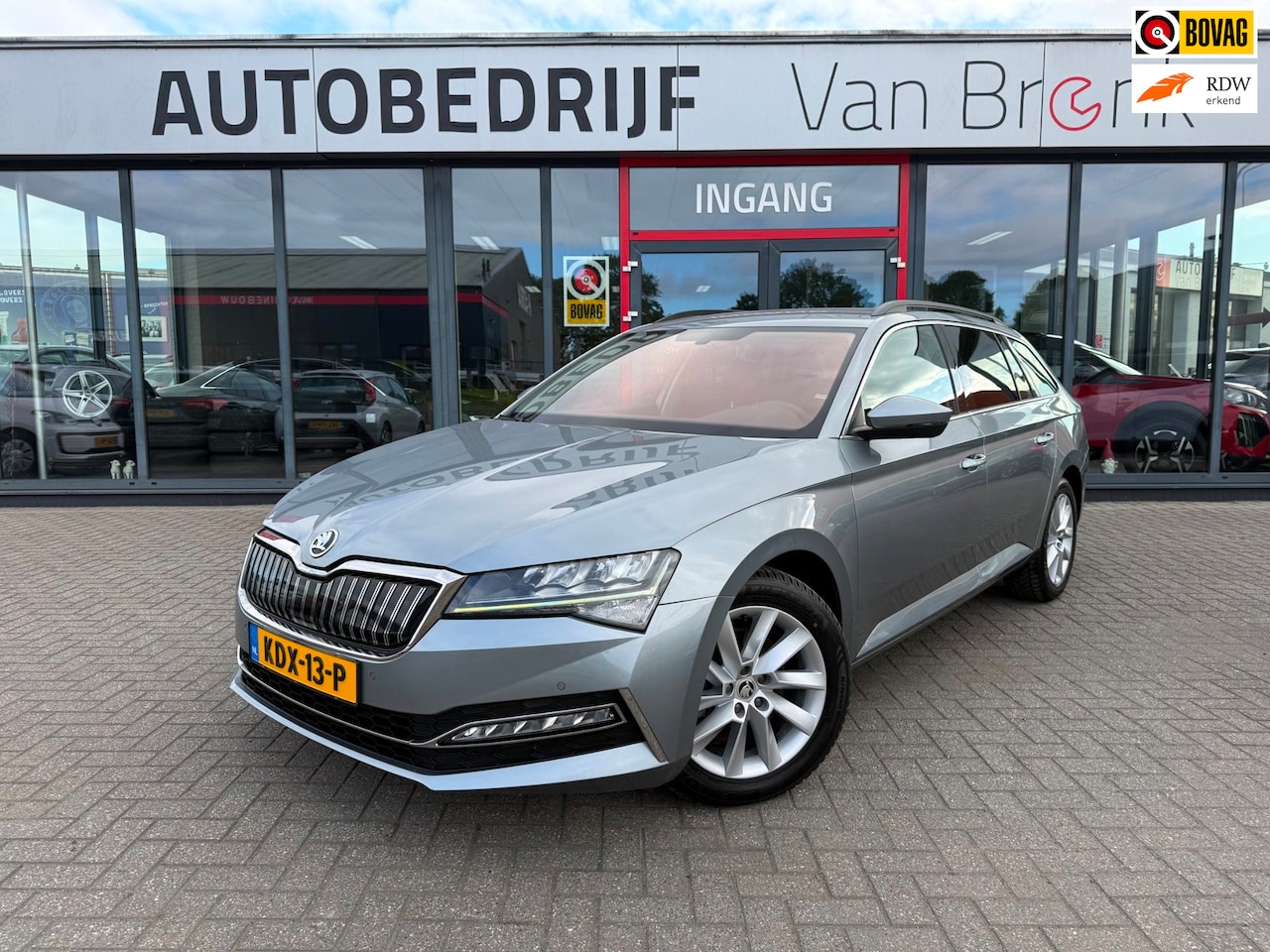 Skoda Superb Combi - 1.4 TSI iV Business Edition Plus | PHEV | Camera | Carplay - AutoWereld.nl