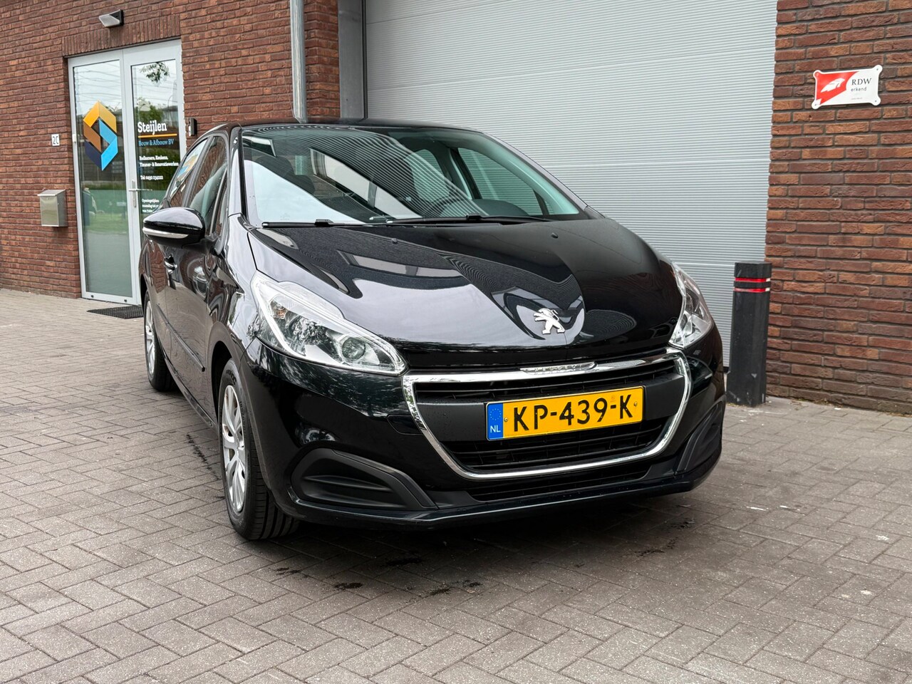 Peugeot 208 - 1.2 PureTech Active|AIRCO|NAVI|NIEUWE APK - AutoWereld.nl