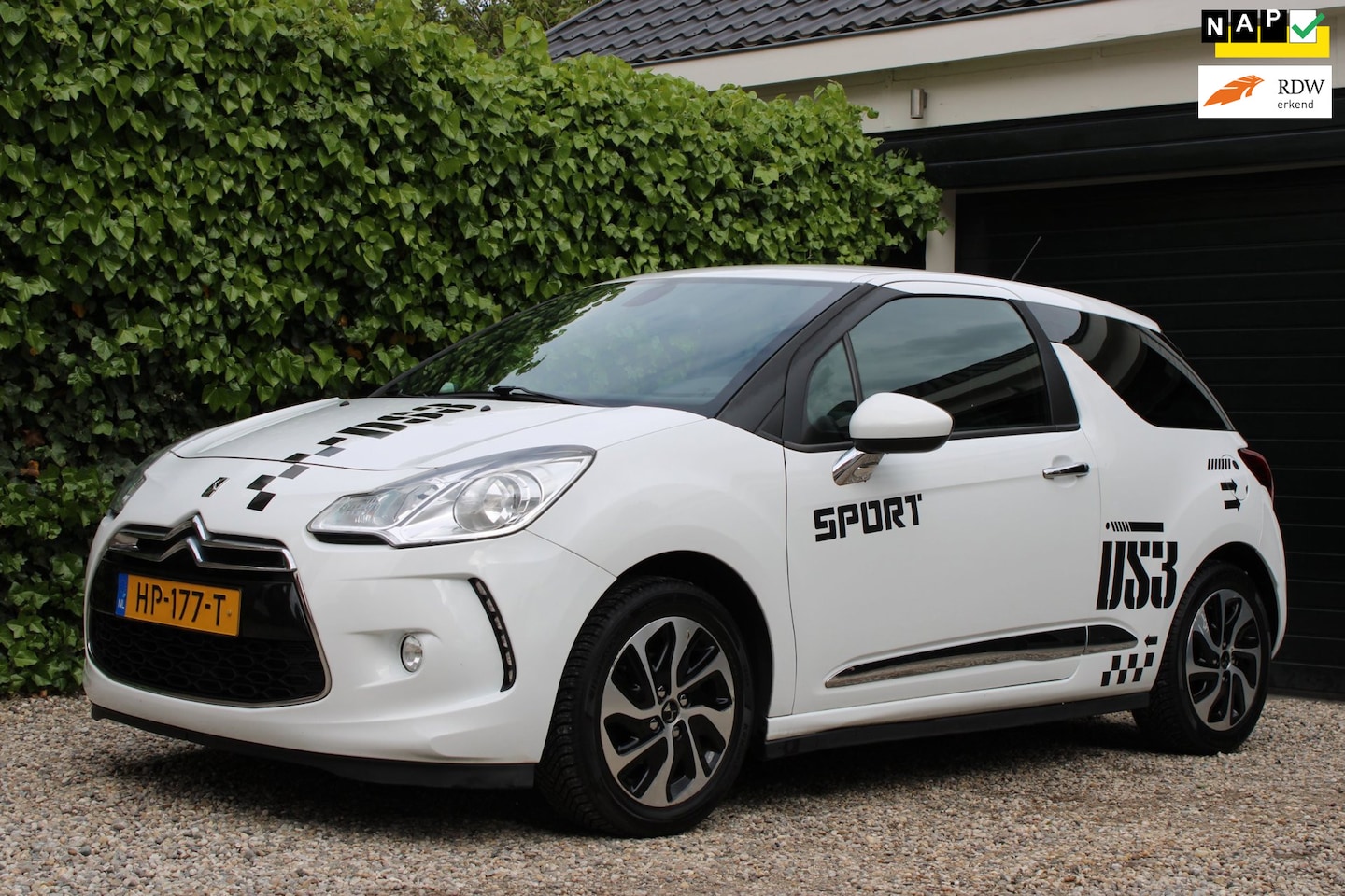 DS 3 - 1.6 BlueHDi Business | Climate control | Cruise control | Navigatie - AutoWereld.nl